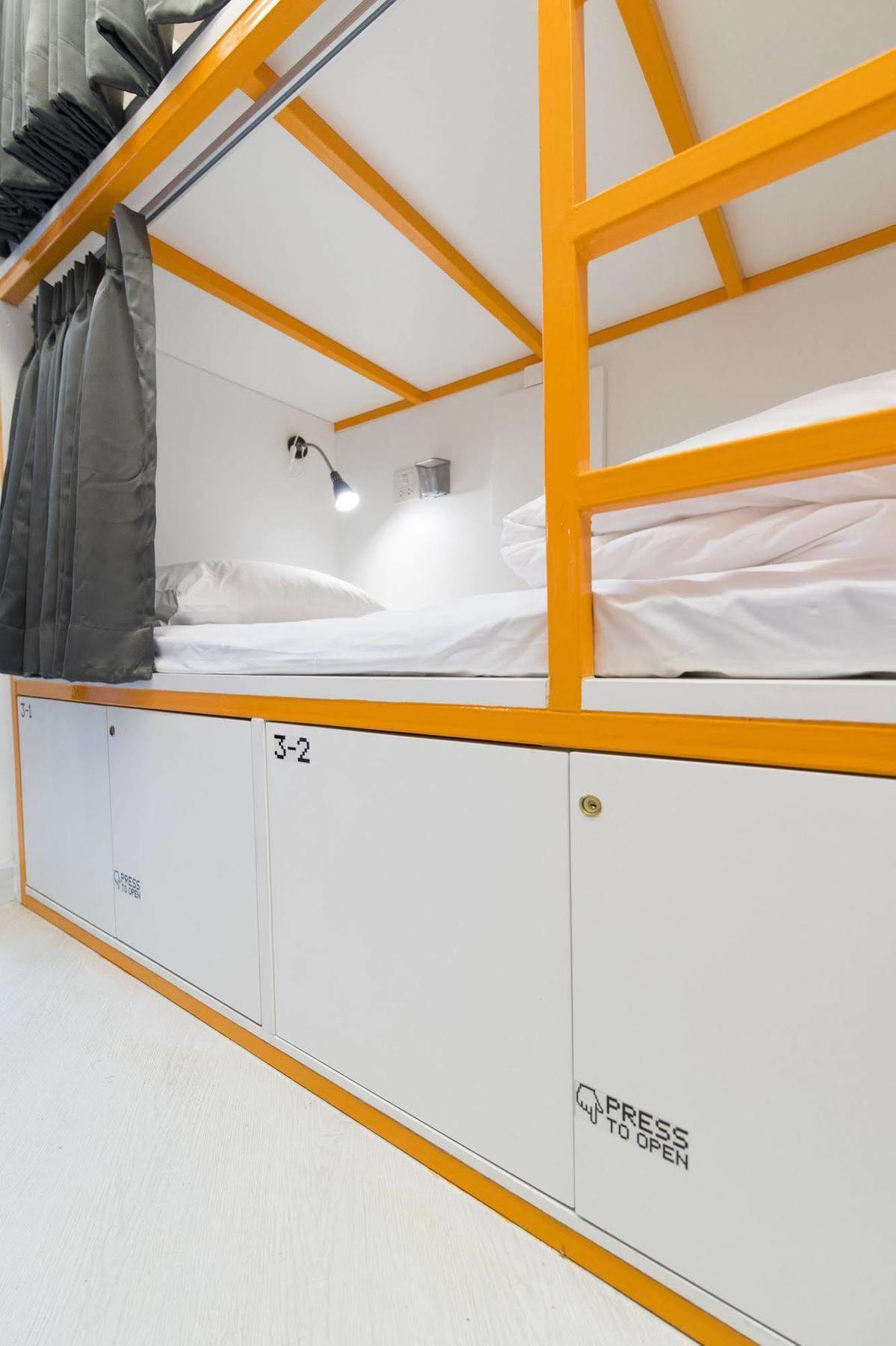 Pixellar Hostel 방콕 외부 사진